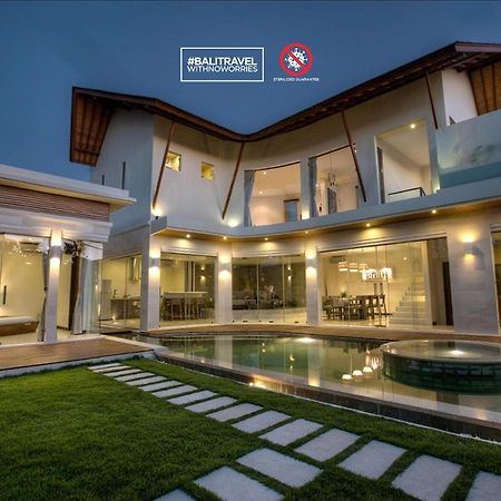 K Villas By Premier Hospitality Asia スミニャック エクステリア 写真