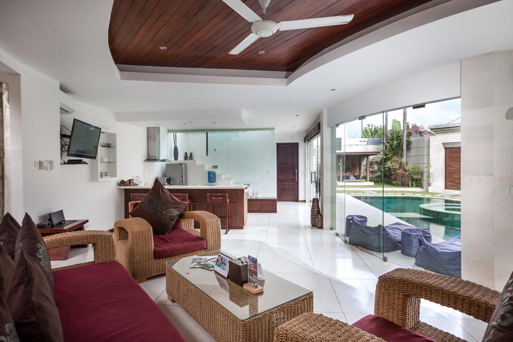 K Villas By Premier Hospitality Asia スミニャック エクステリア 写真