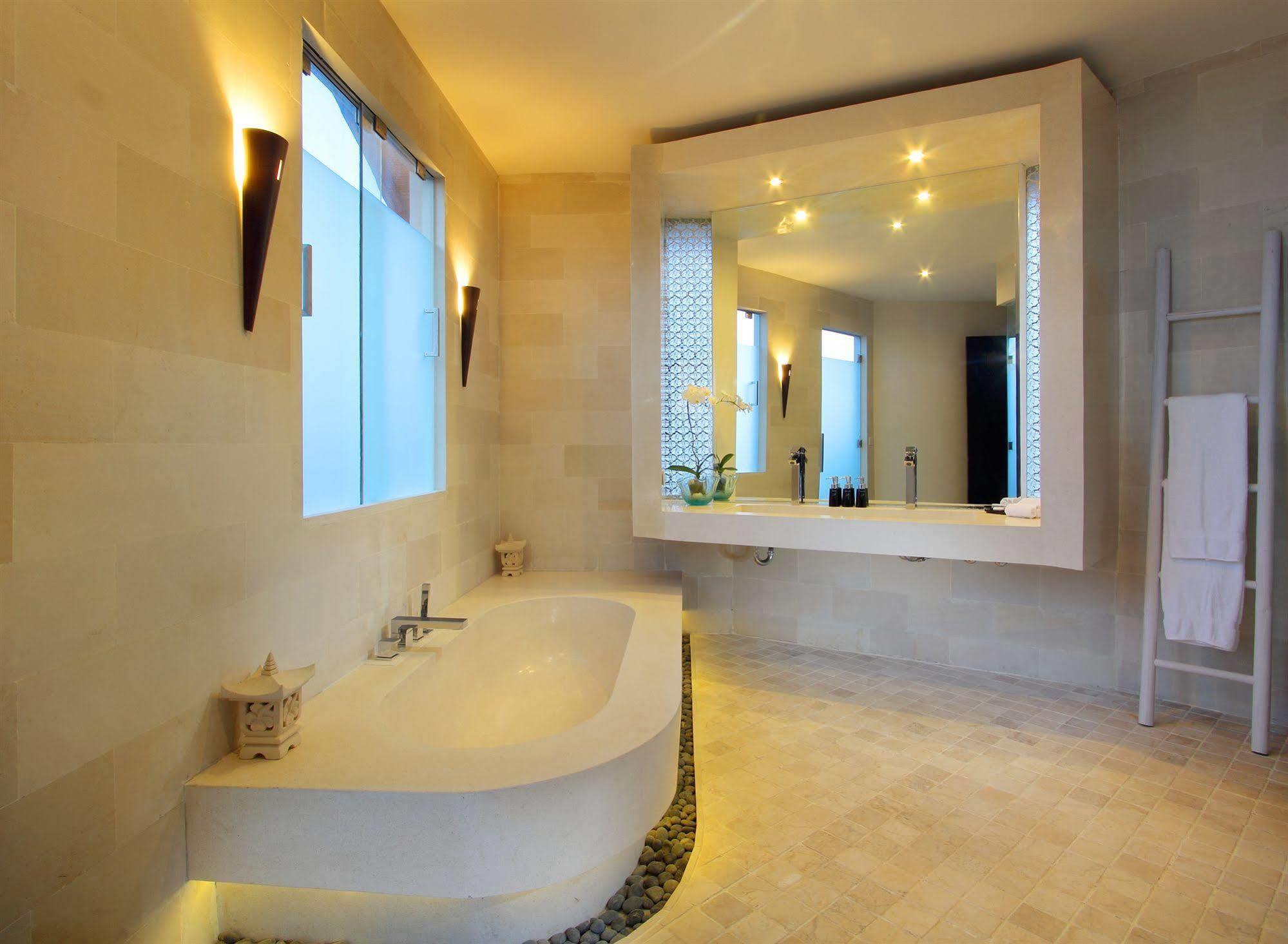 K Villas By Premier Hospitality Asia スミニャック エクステリア 写真