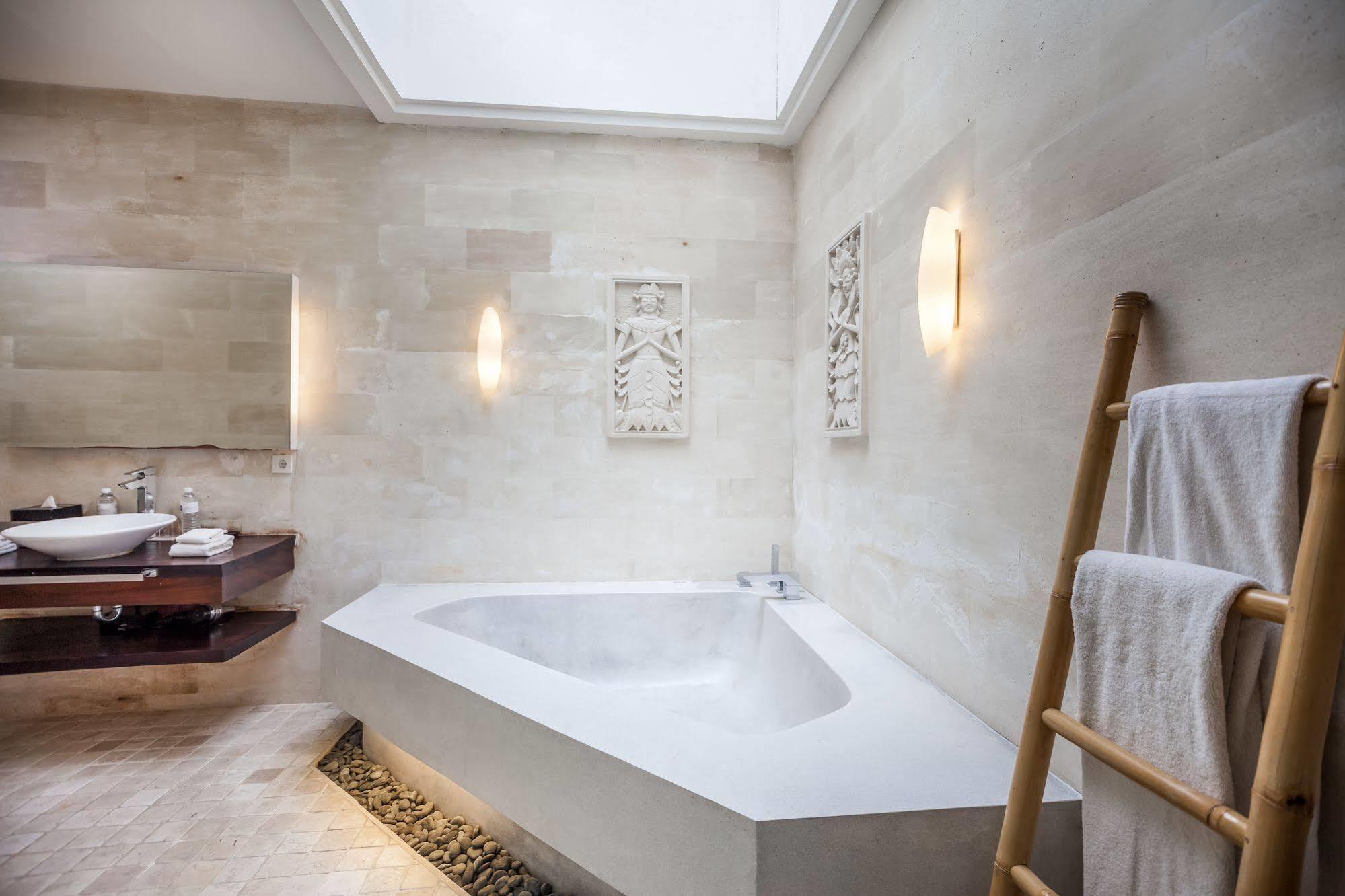 K Villas By Premier Hospitality Asia スミニャック エクステリア 写真